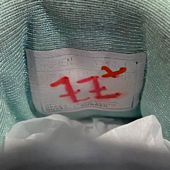 Saucony Zealot ISO 2 Silver Mint Coriander Green Athletic Running Shoes Sz 6 VGC - Picture 11 of 13